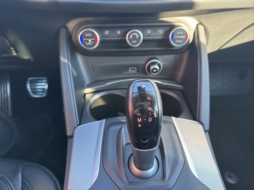 2019 Alfa Romeo Stelvio Sport