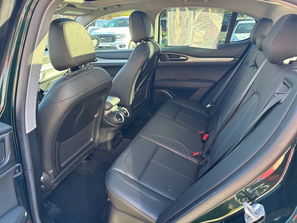 2019 Alfa Romeo Stelvio Sport