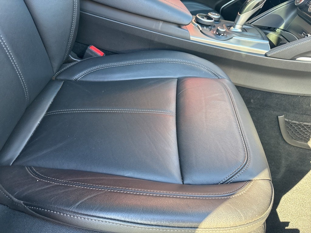 2019 Alfa Romeo Stelvio Sport