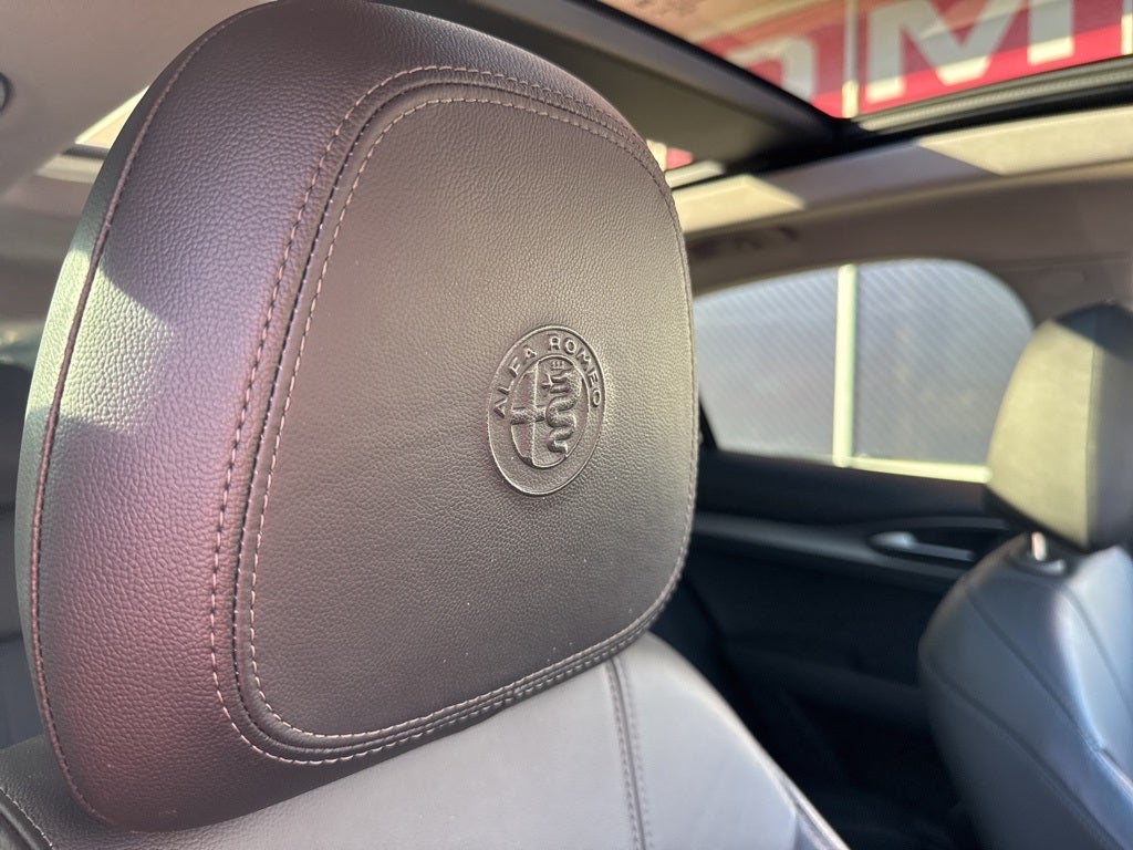 2019 Alfa Romeo Stelvio Sport