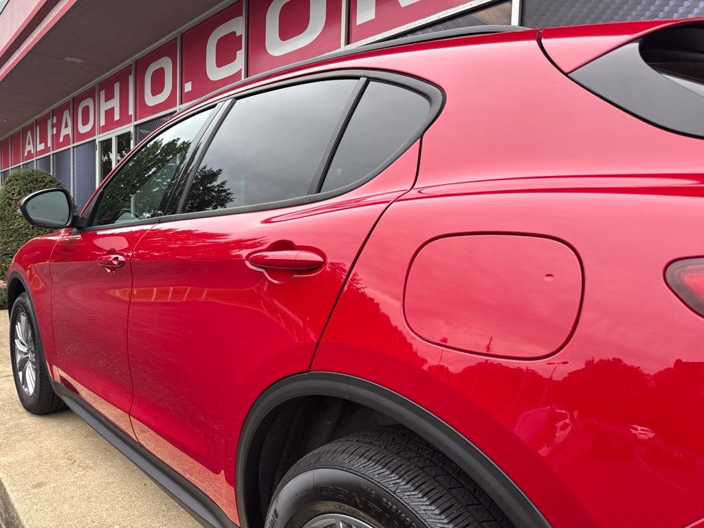 2023 Alfa Romeo Stelvio Sprint