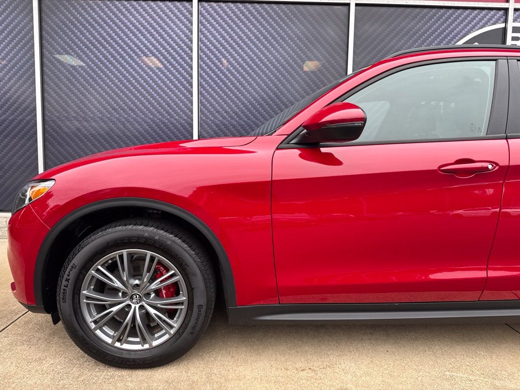 2023 Alfa Romeo Stelvio Sprint