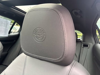 2023 Alfa Romeo Stelvio Sprint