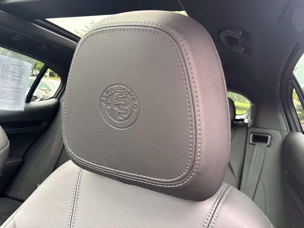 2023 Alfa Romeo Stelvio Sprint