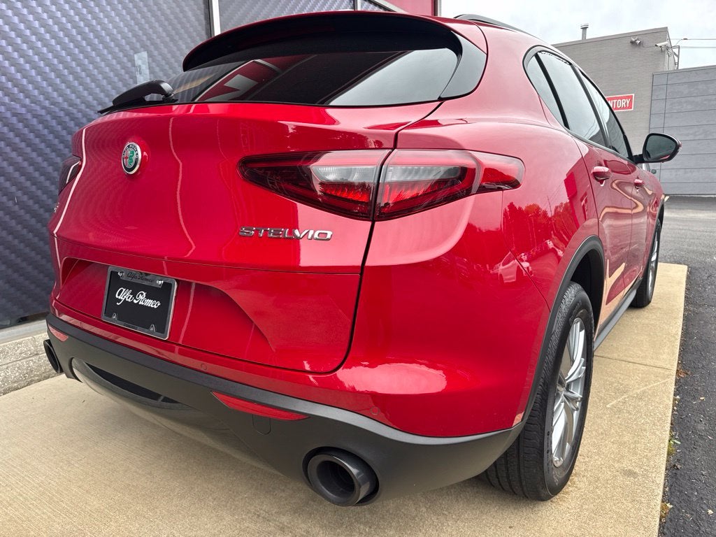 2023 Alfa Romeo Stelvio Sprint