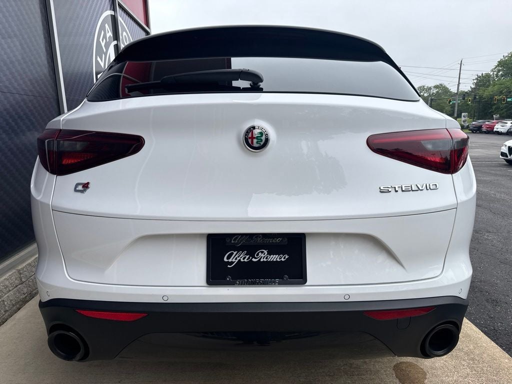 2023 Alfa Romeo Stelvio Sprint