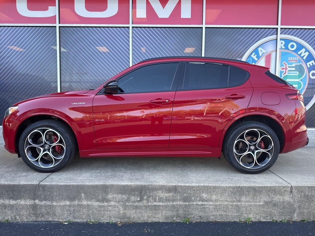 2022 Alfa Romeo Stelvio Veloce