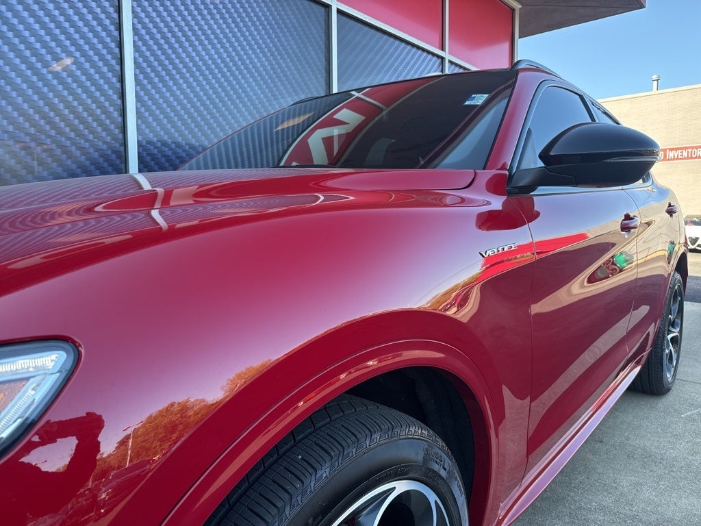 2022 Alfa Romeo Stelvio Veloce