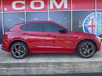 2022 Alfa Romeo Stelvio Veloce
