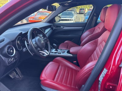 2022 Alfa Romeo Stelvio Veloce