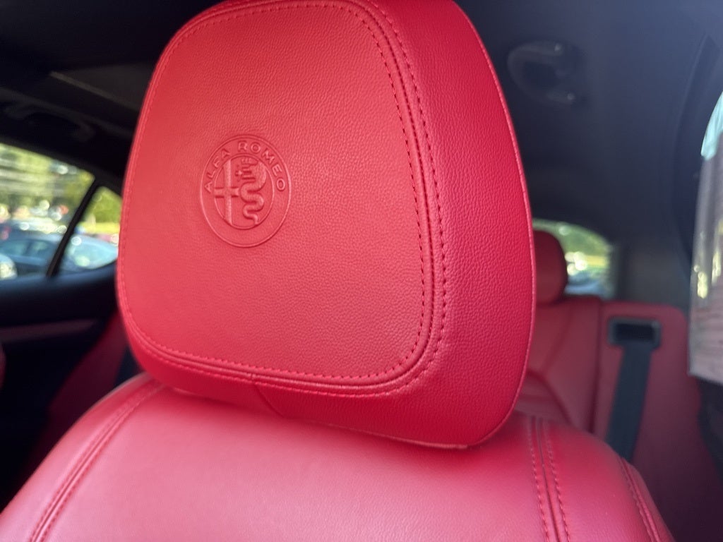 2022 Alfa Romeo Stelvio Veloce