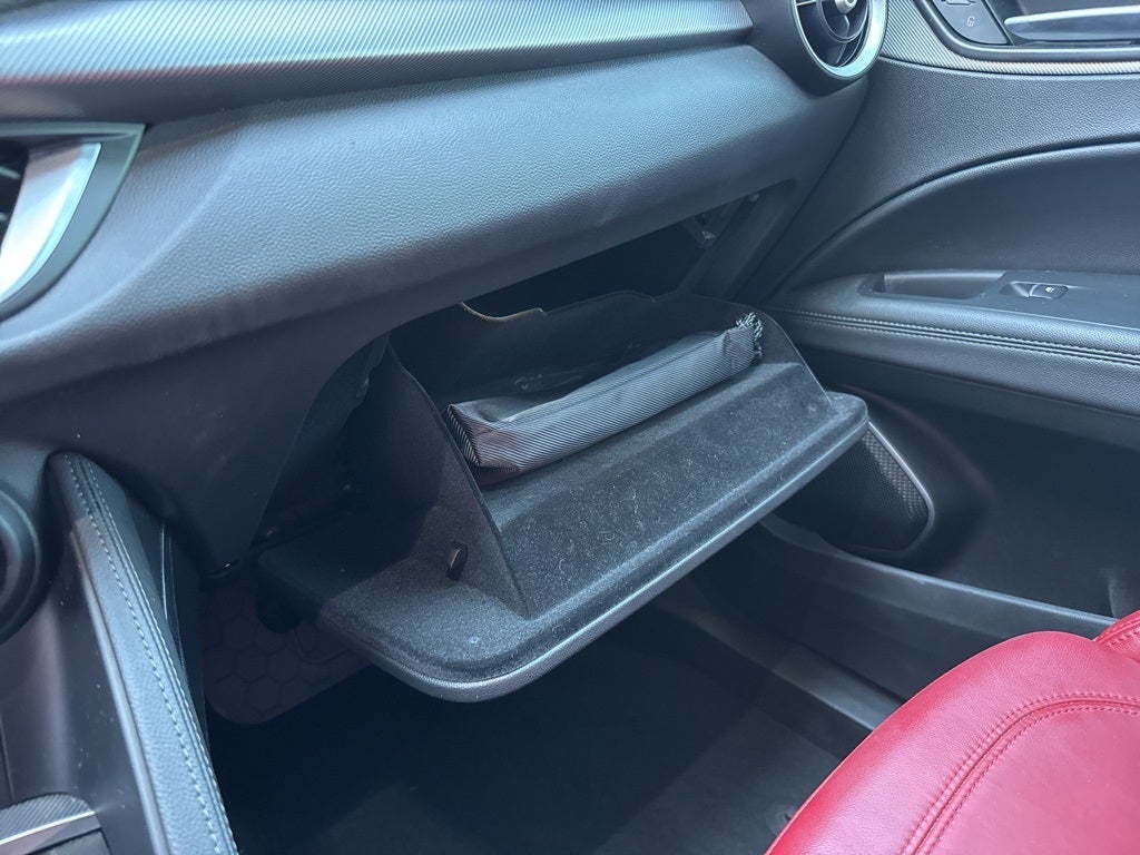 2022 Alfa Romeo Stelvio Veloce