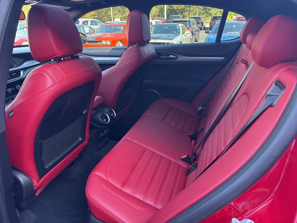 2022 Alfa Romeo Stelvio Veloce