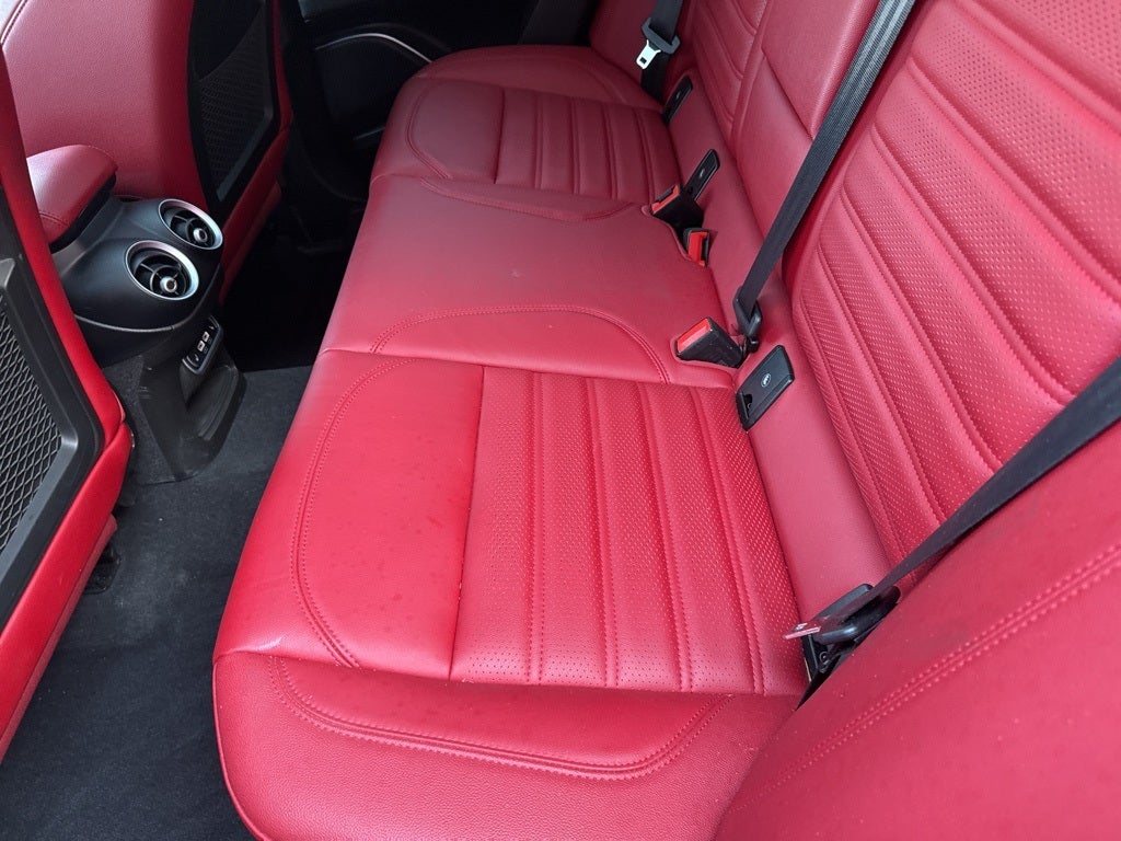 2022 Alfa Romeo Stelvio Veloce