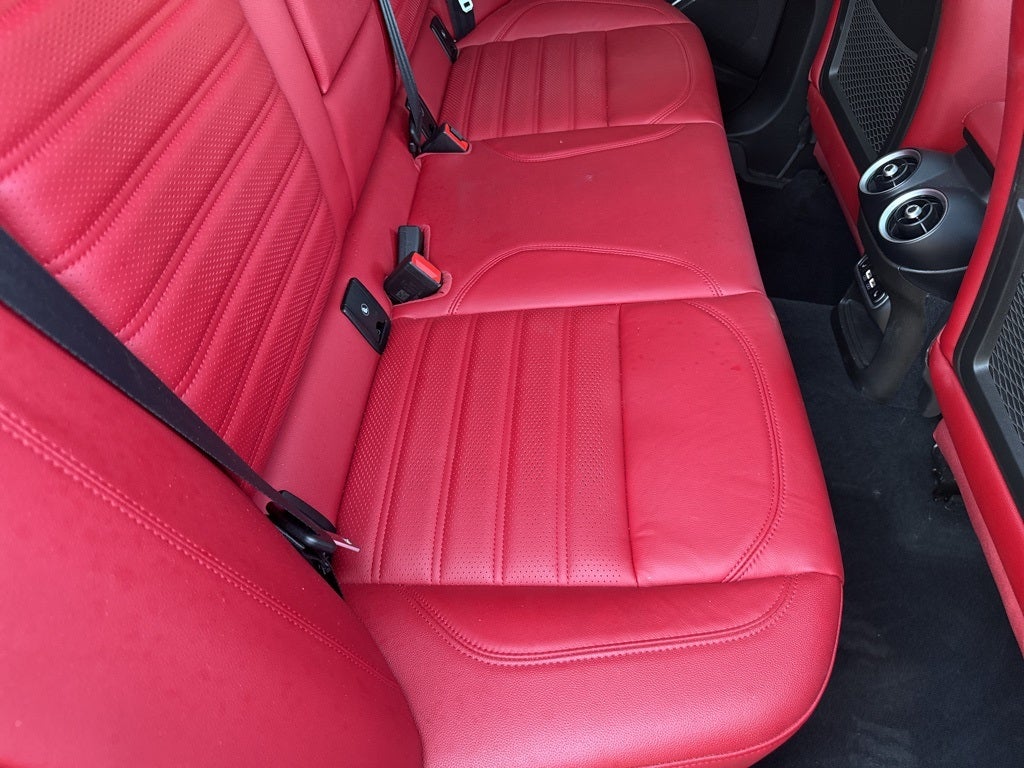 2022 Alfa Romeo Stelvio Veloce