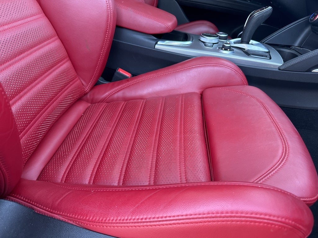 2022 Alfa Romeo Stelvio Veloce