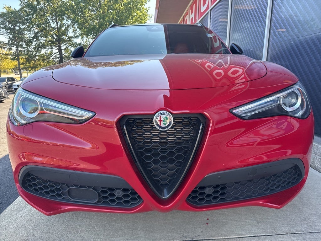 2022 Alfa Romeo Stelvio Veloce