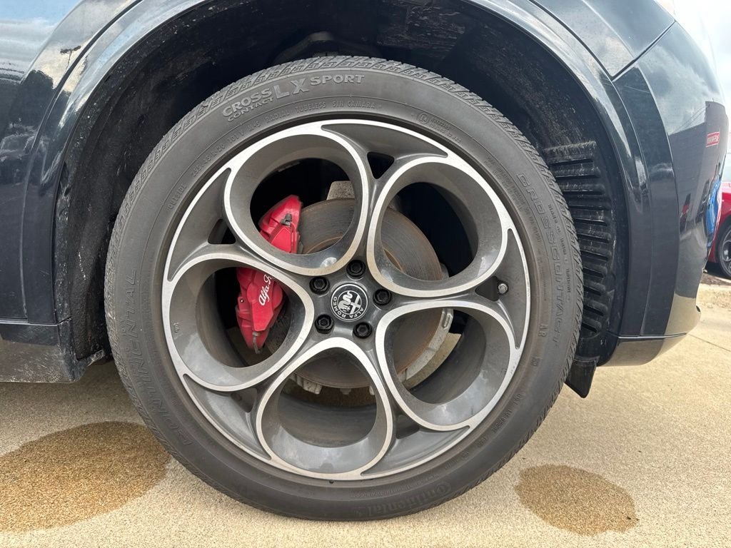 2023 Alfa Romeo Stelvio Veloce