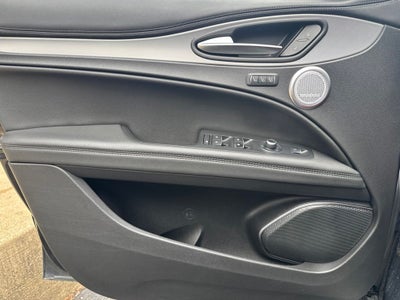 2023 Alfa Romeo Stelvio Veloce