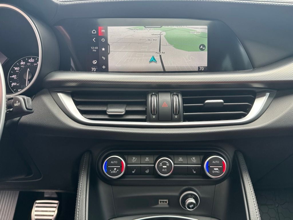 2023 Alfa Romeo Stelvio Veloce