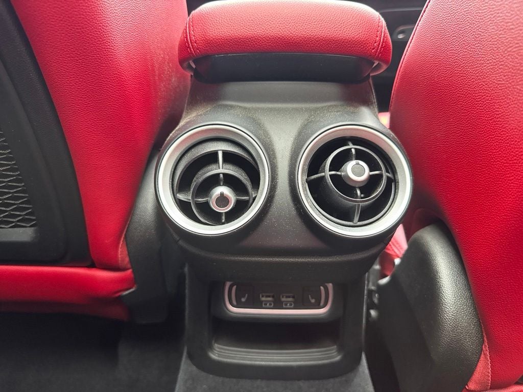 2023 Alfa Romeo Stelvio Veloce