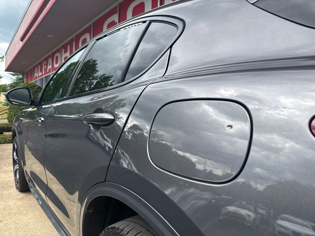 2023 Alfa Romeo Stelvio Veloce