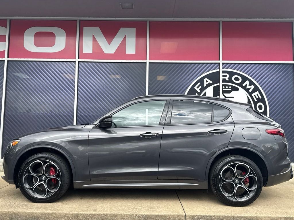 2023 Alfa Romeo Stelvio Veloce