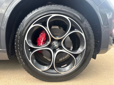 2023 Alfa Romeo Stelvio Veloce
