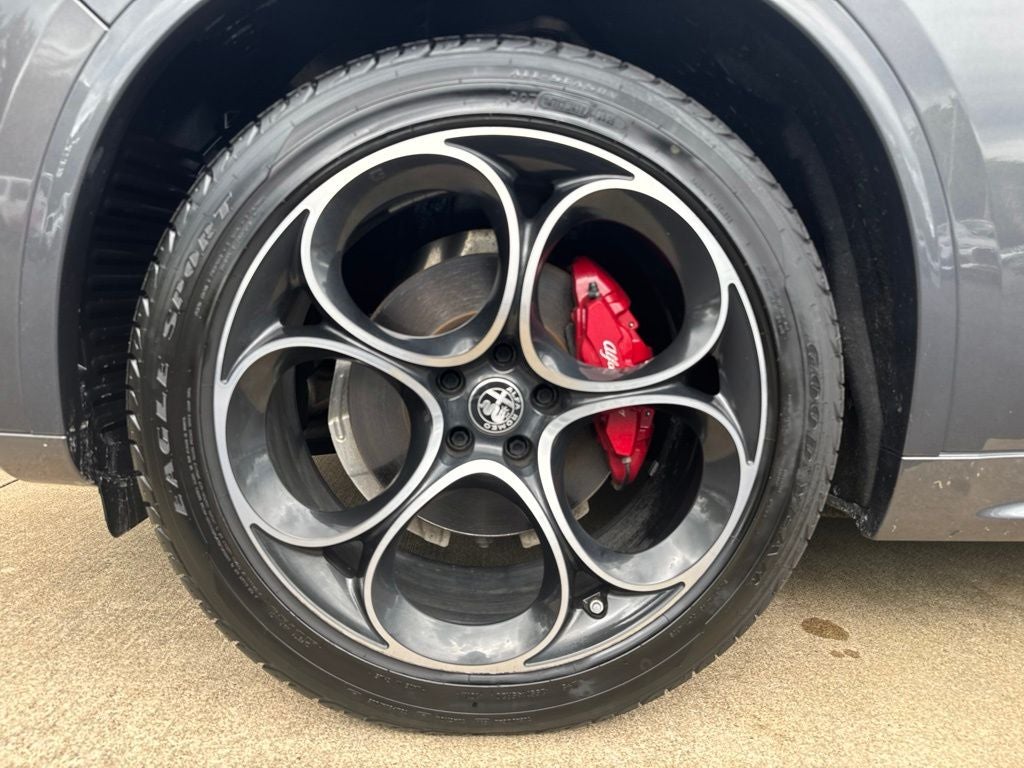 2023 Alfa Romeo Stelvio Veloce