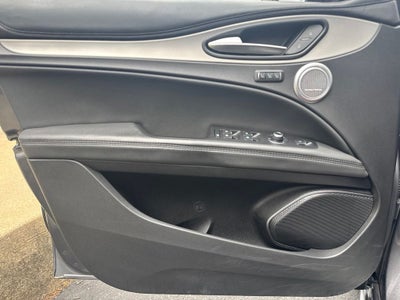 2023 Alfa Romeo Stelvio Veloce