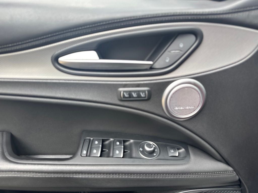 2023 Alfa Romeo Stelvio Veloce