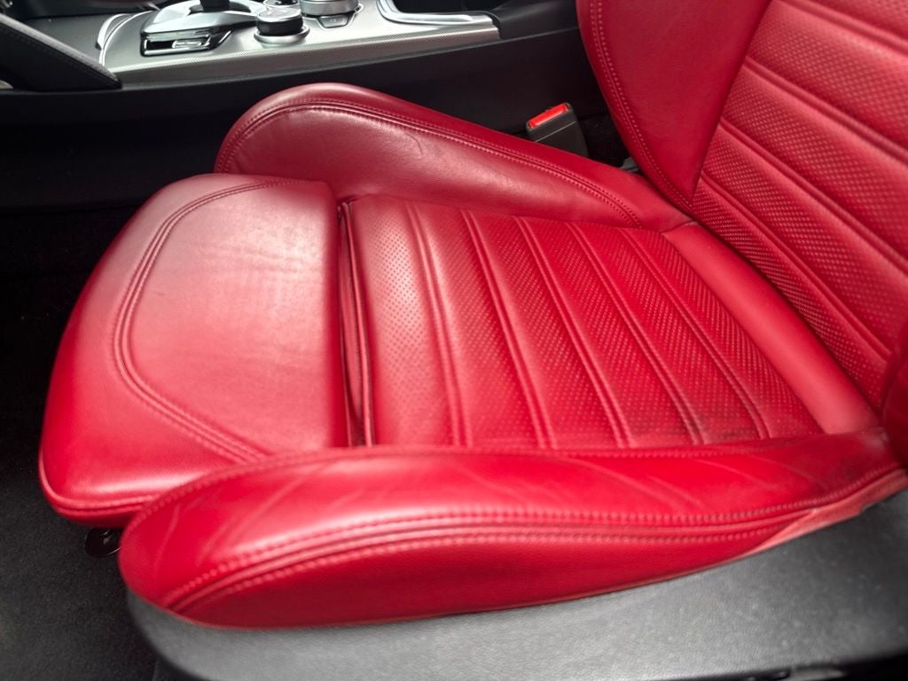 2023 Alfa Romeo Stelvio Veloce