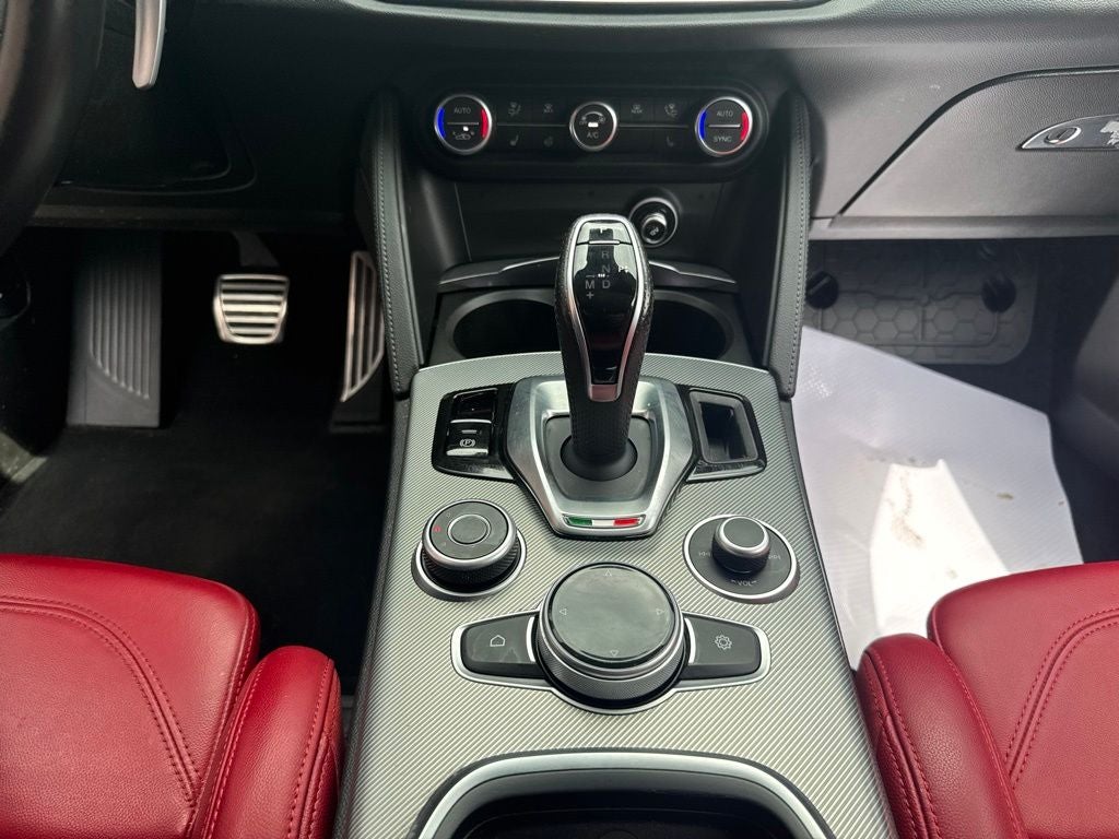 2023 Alfa Romeo Stelvio Veloce