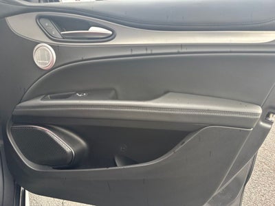 2023 Alfa Romeo Stelvio Veloce