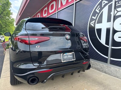 2022 Alfa Romeo Stelvio Veloce