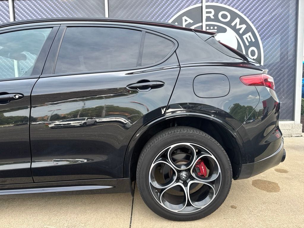 2022 Alfa Romeo Stelvio Veloce