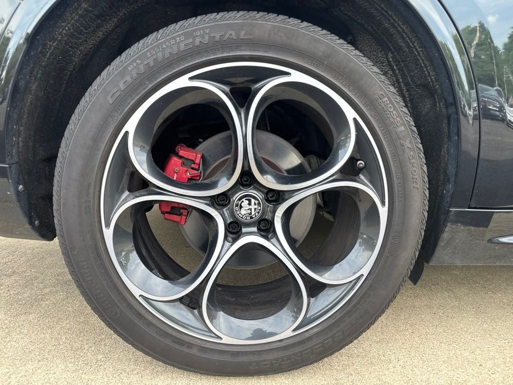 2022 Alfa Romeo Stelvio Veloce
