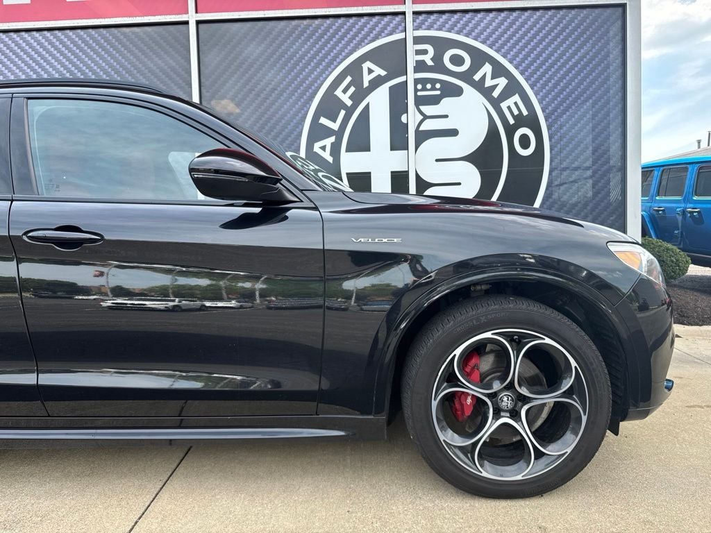 2022 Alfa Romeo Stelvio Veloce