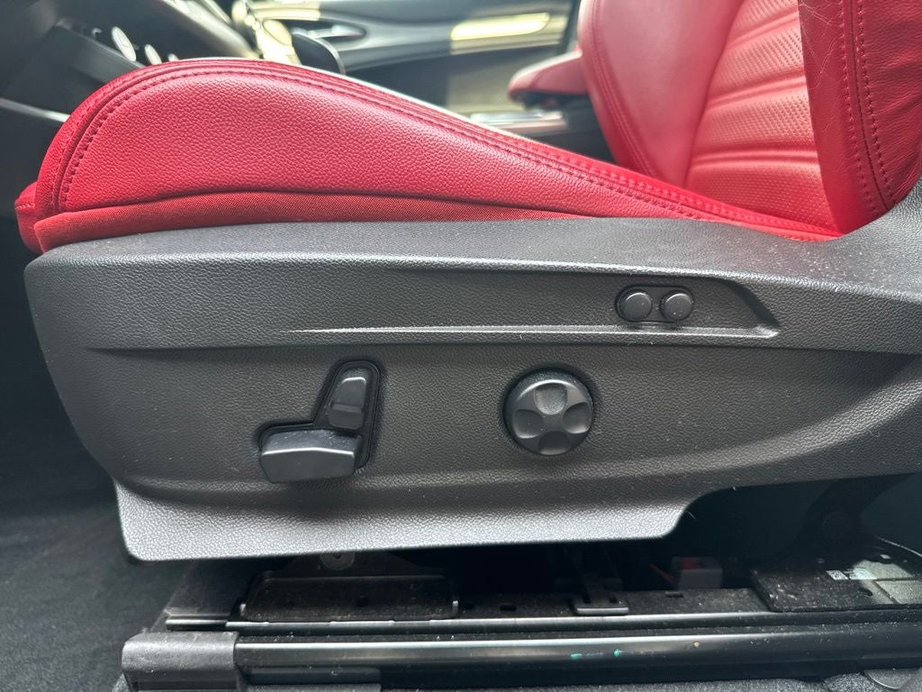 2022 Alfa Romeo Stelvio Veloce