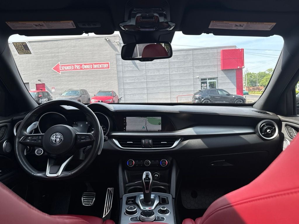 2022 Alfa Romeo Stelvio Veloce