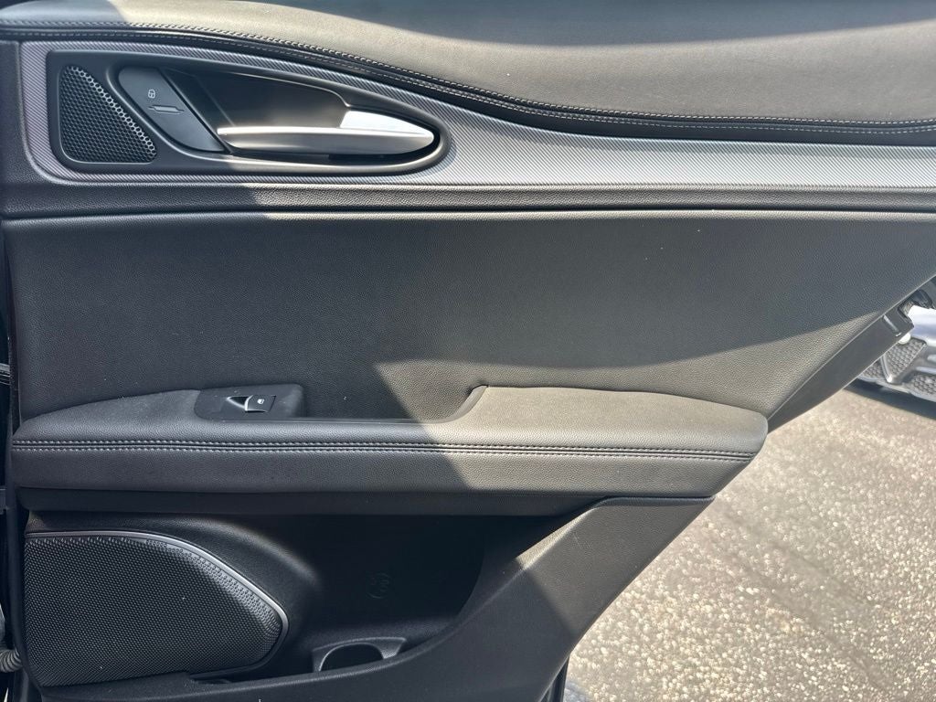 2022 Alfa Romeo Stelvio Veloce