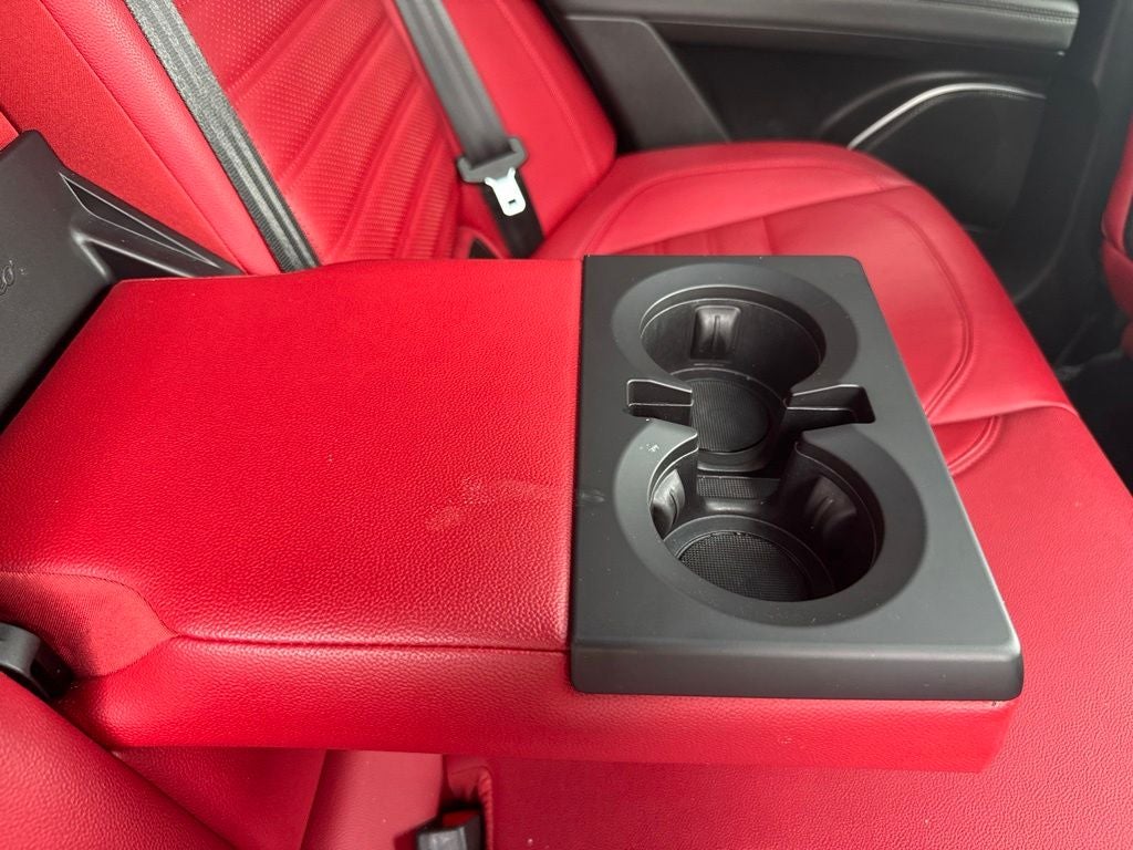 2022 Alfa Romeo Stelvio Veloce