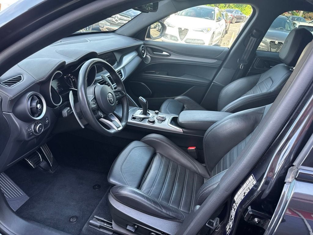 2023 Alfa Romeo Stelvio Veloce