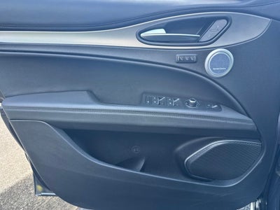 2023 Alfa Romeo Stelvio Veloce