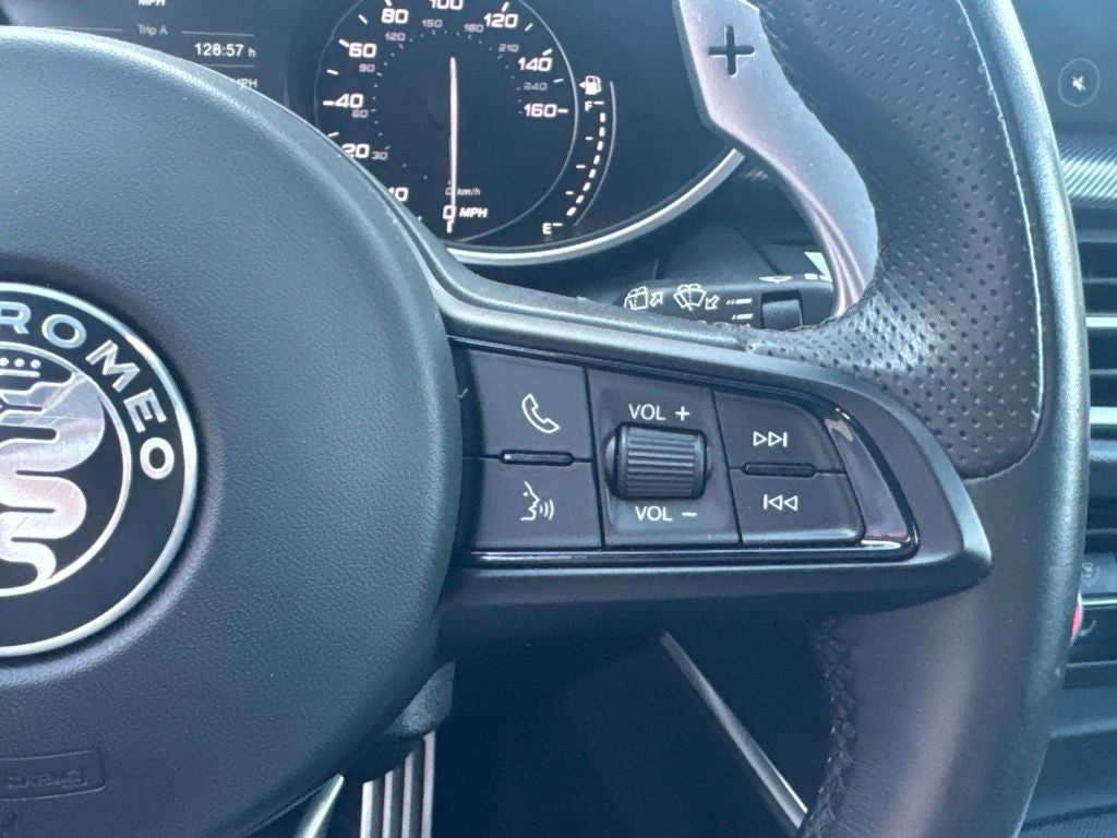 2023 Alfa Romeo Stelvio Veloce