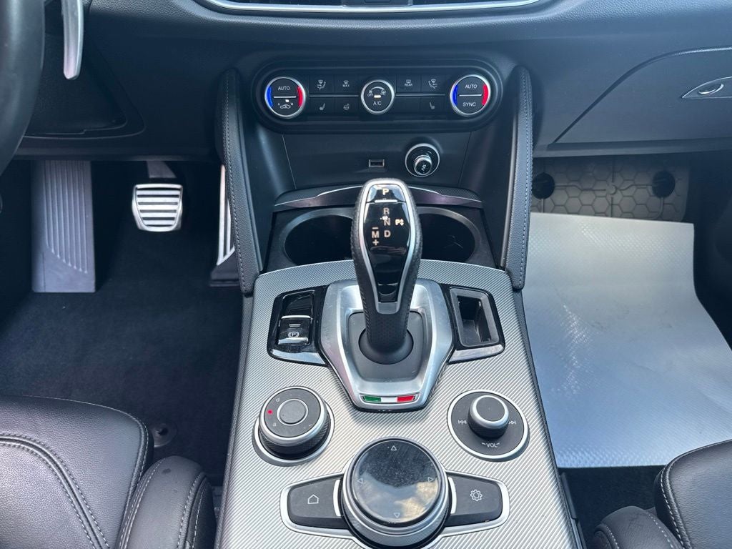 2023 Alfa Romeo Stelvio Veloce