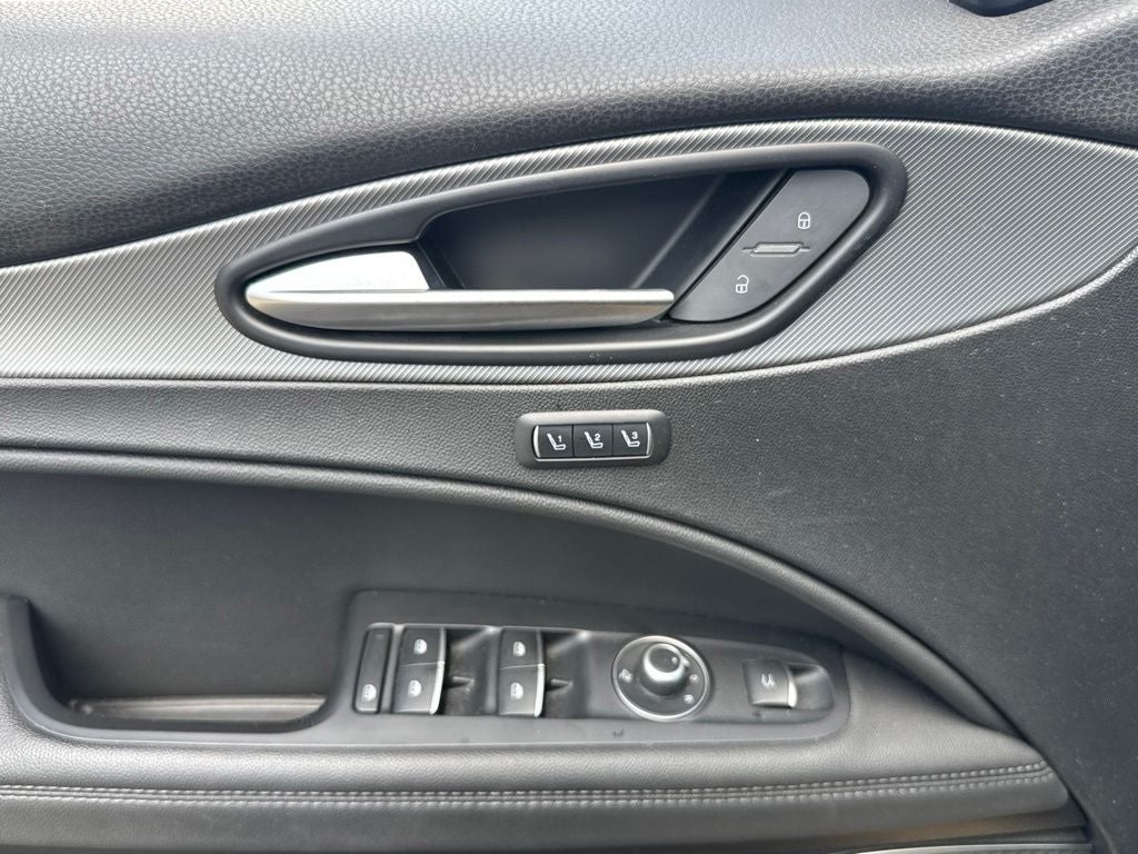 2023 Alfa Romeo Stelvio Veloce