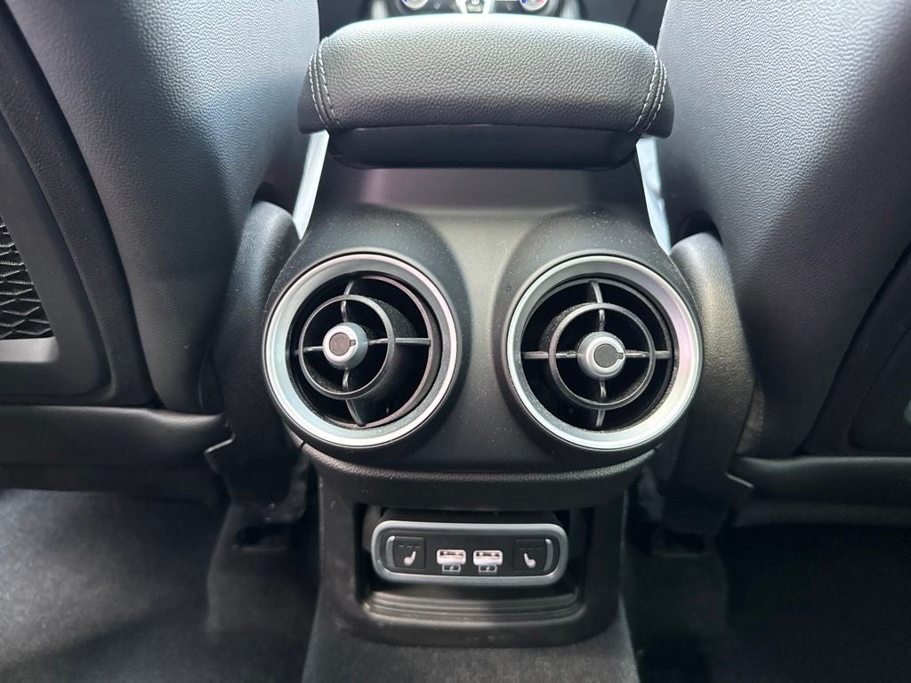 2023 Alfa Romeo Stelvio Veloce