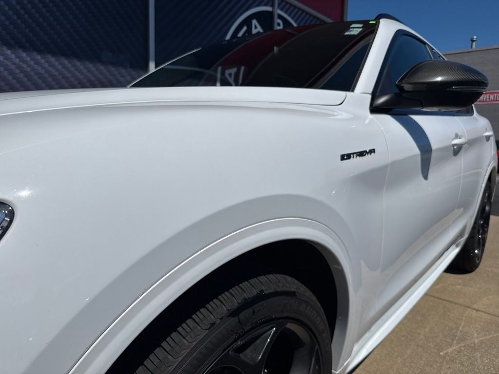 2023 Alfa Romeo Stelvio Estrema