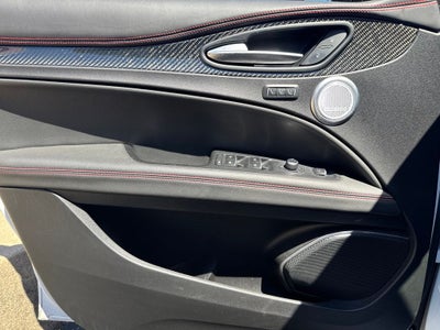 2023 Alfa Romeo Stelvio Estrema